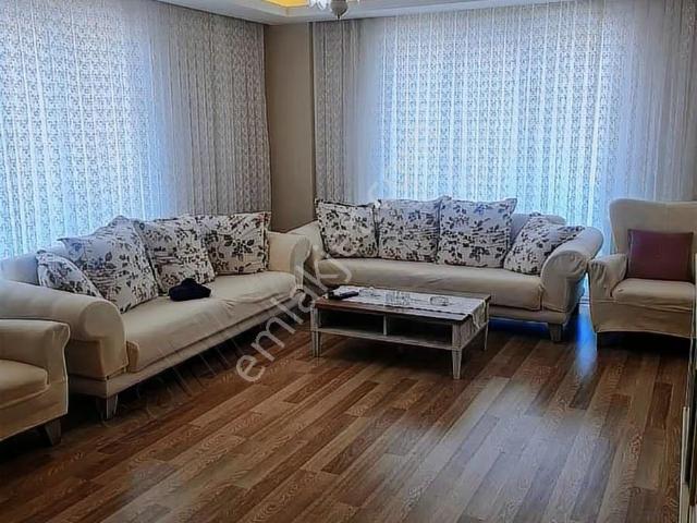 Adress Gayrımenkulden Kartalda 120m2 3+1 Satılık Daıre