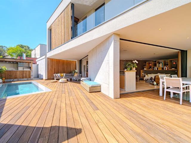 Adresse d’exception à Castelnau le Lez – Villa contemporaine de prestige