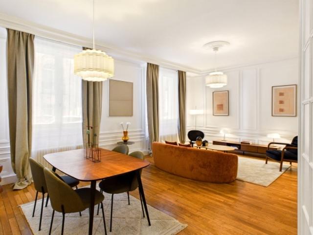 ADRESSE D’EXCEPTION RUE HUYSMANS PARIS 6 70 M² JARDIN DU LUXEMBOURG