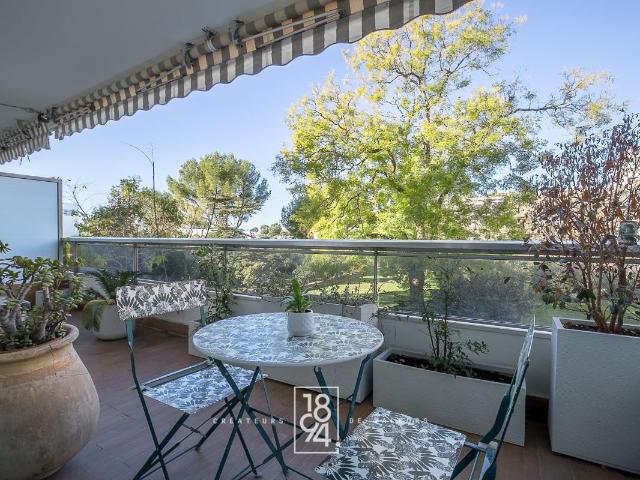 Adresse d’exception – T3 de prestige avec terrasses au cœur du Carré d’Or
