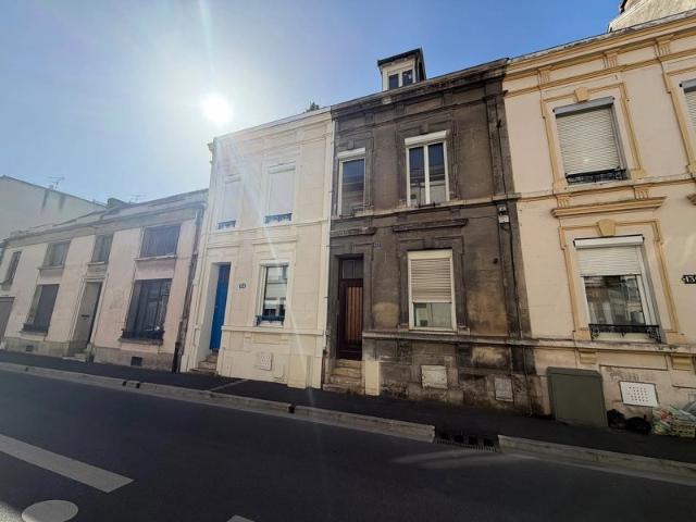 Adresse rare: Rue du Jard, Particulier Rémois à rénover