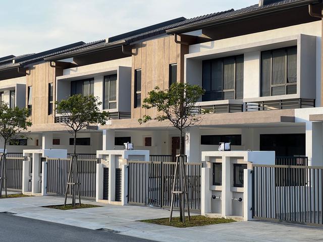 AEON Rawang New 2Sty House Blooming Residence Kota Emerald 20x70 4R3B