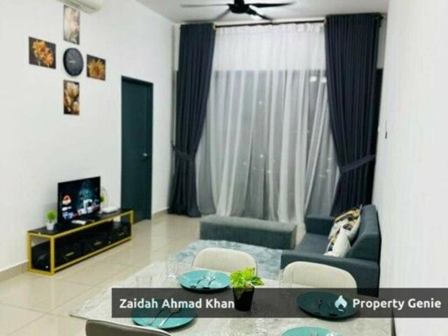 AERA RESIDENCE PETALING JAYA SERVICED RESIDENCE FOR RENT FULLY FURNISHED 2 CARPARK