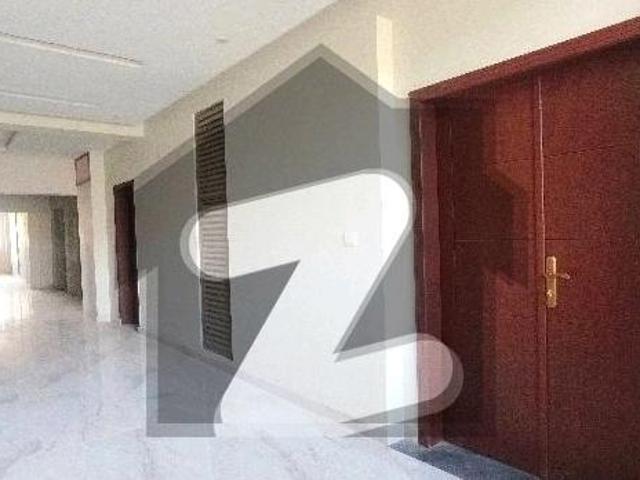 Aesthetic Flat Of 10 Marla For rent Is Available Askari 11 Sector D