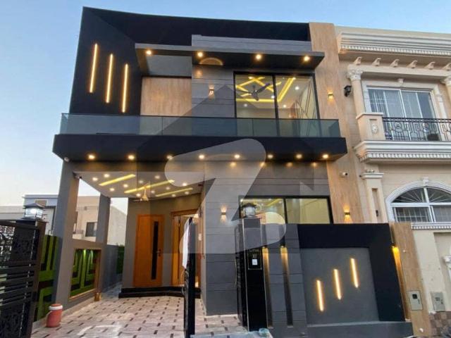 Aesthetic House Of 10 Marla For Rent Is Available