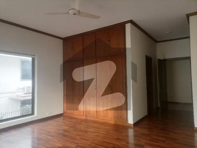 Aesthetic House Of 2 Kanal For rent Is Available F 7
