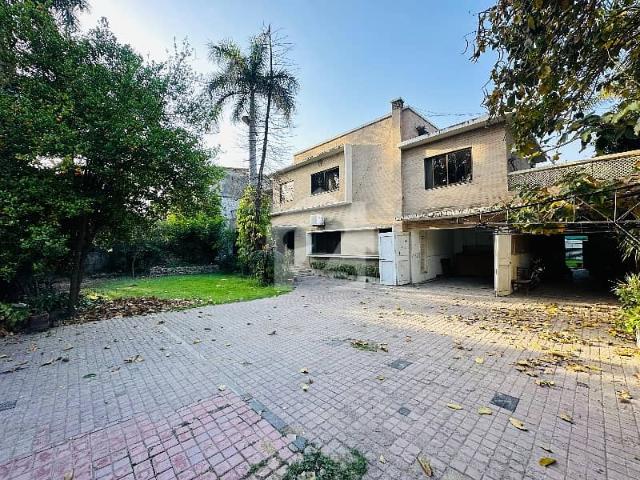 Aesthetic House Of 35 Marla For Sale Is Available