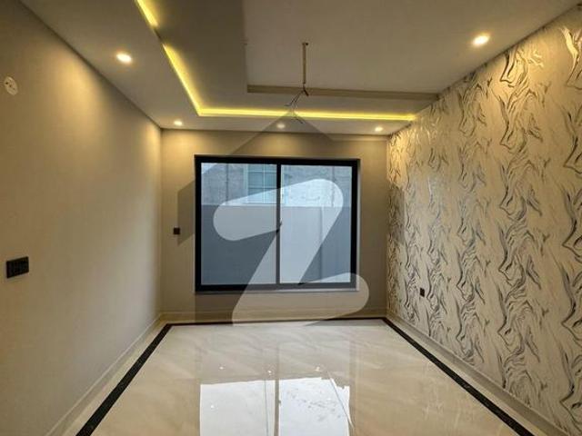 Aesthetic Prime Location House Of 10 Marla For Sale Is Available Buch Executive Villas