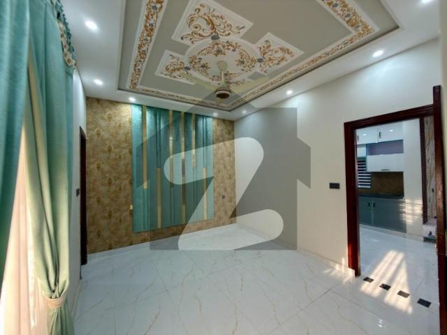 Aesthetic Prime Location House Of 5 Marla For sale Is Available Citi Housing Society
