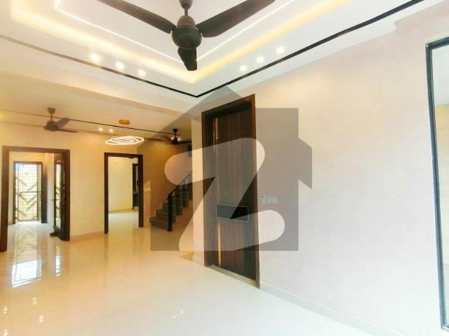 Aesthetic Prime Location House Of 5 Marla For sale Is Available Pak Arab Society Phase 1 Block C