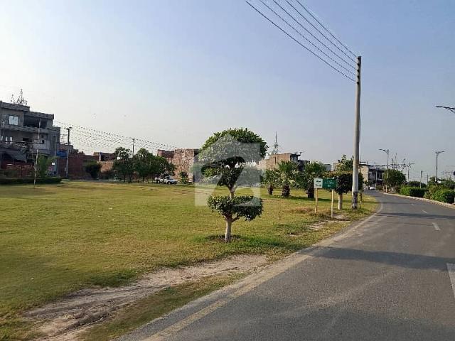 Aesthetic Prime Location Residential Plot Of 4 Marla For sale Is Available