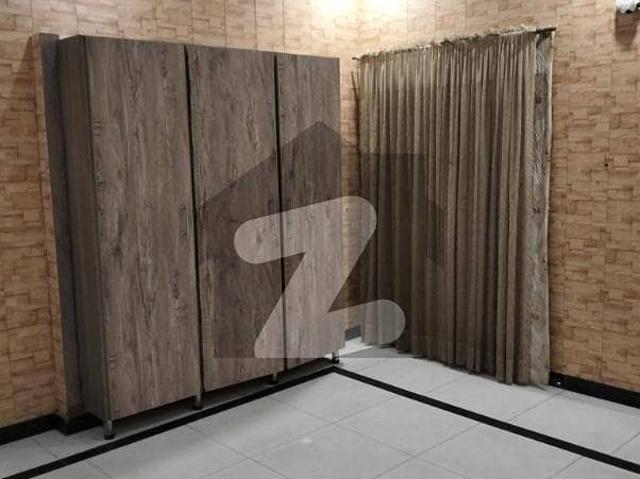 Aesthetic Upper Portion Of 10 Marla For rent Is Available