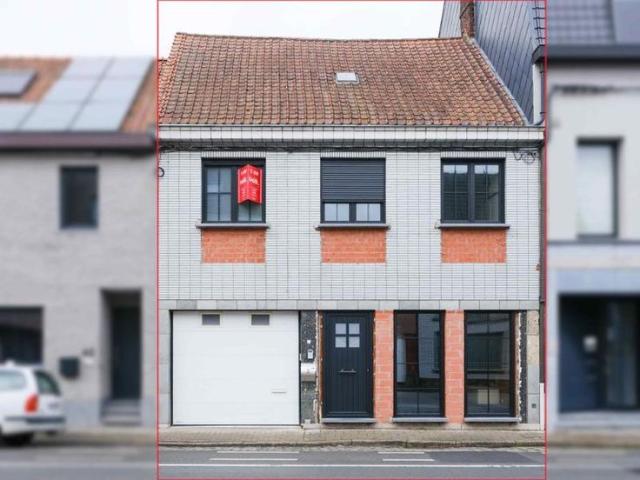AF TE WERKEN WONING MET TUIN