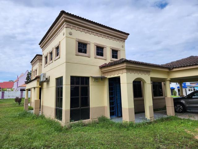 AFamosa Bungalow