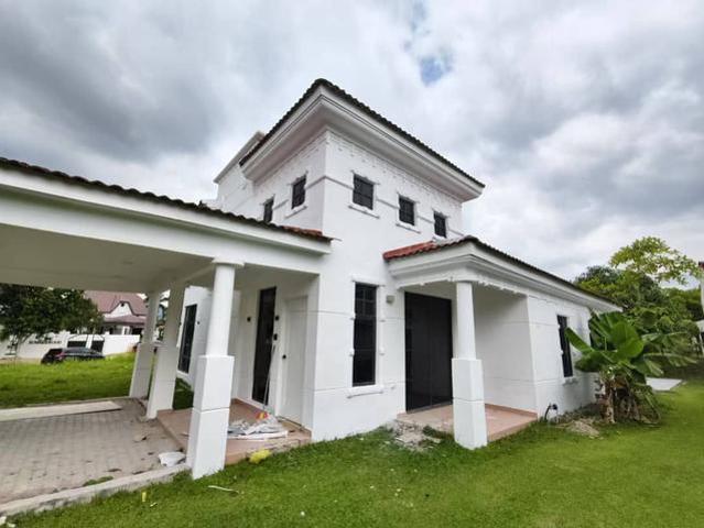 Afamosa single storey villa with pool