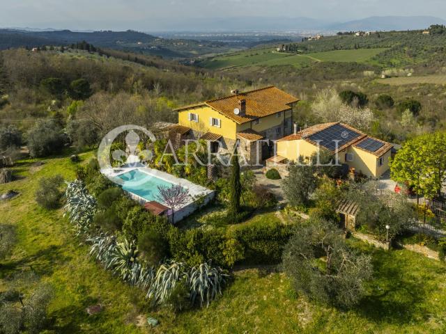 Affascinante Casale Toscano con Dependance e Terrazze Panora. 385m² Scandicci