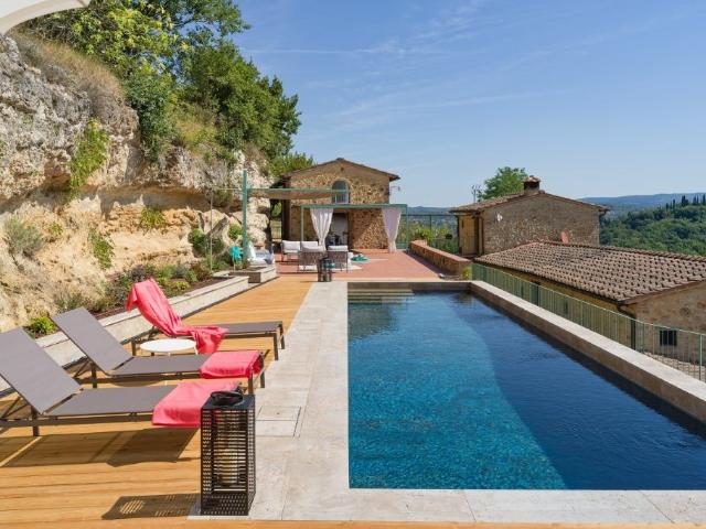 Affascinante Villa di 5 camere da letto Restaurata con Annex. 390m² San Gimignano