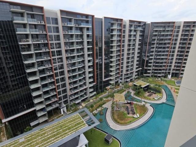 Affinity At Serangoon Condominium For Sale, $850,000, 1 Bed 1 Bath 474 sqft $1,793.00 psf