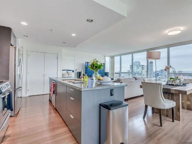AFFINITY by BOSA! Great Condo!