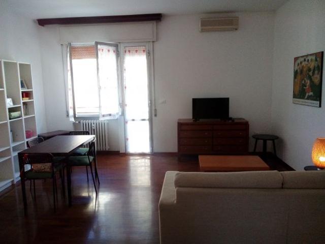 Affittasi camere per studenti