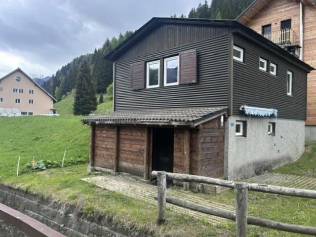 AFFITTASI CARATTERISTICO RUSTICO / BAITA A NANTE ALTA LEVENTINA