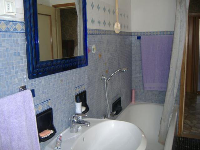 Affittasi ampia camera singola Wide single room for rent