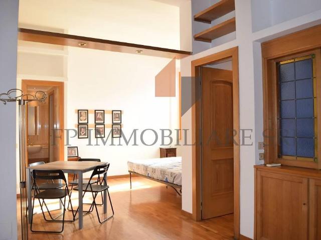 Affittasi Appartamento, Monolocale in affitto in Borgo Vittorio, Roma Annunci Roma, Zona Borgo Rif.626048