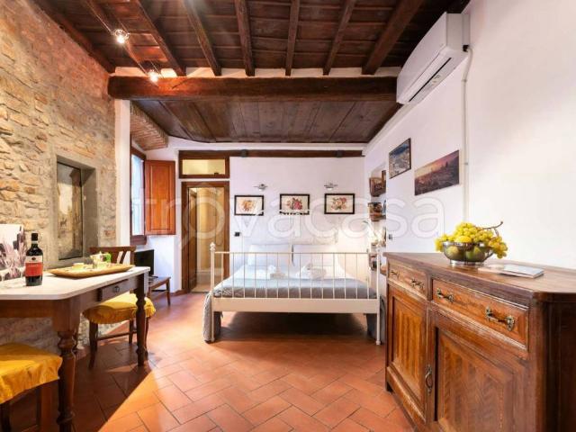 Affittasi appartamento a Firenze via del Corso, Signoria Uffizi
