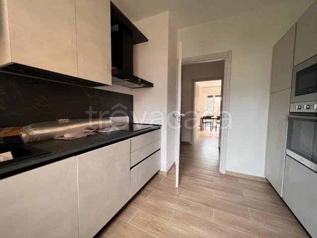 Affittasi appartamento a Lecco, Germanedo