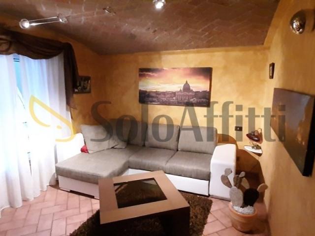 Affittasi appartamento a Modena via San Giacomo