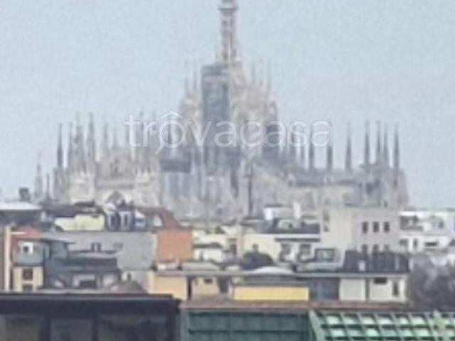 Affittasi appartamento a Milano via Edmondo De Amicis, 55, Corso Genova