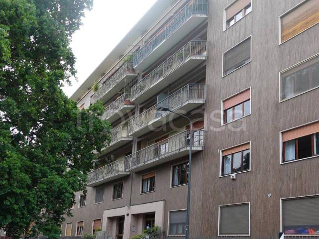Affittasi appartamento a Milano via Francesco Carlini, 5, Tripoli Soderini
