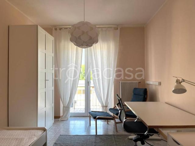 Affittasi appartamento a Rovereto via Benacense, 28