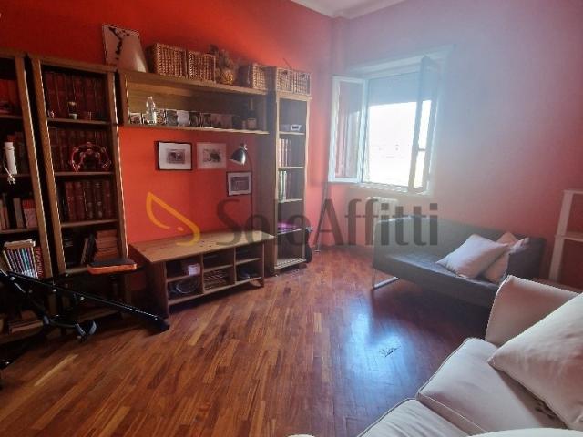 Affittasi appartamento a Roma via albert einstein, Marconi