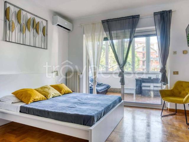 Affittasi appartamento a Roma via del Lago Terrione, Gregorio VII Piccolomini