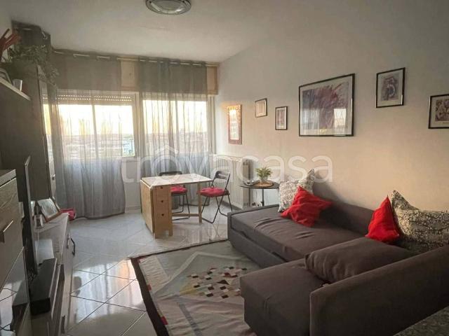 Affittasi appartamento a Roma via Orio Vergani, Fonte Ostiense