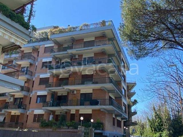 Affittasi appartamento a Roma via Pietro Mascagni, 84, Africano Villa Chigi