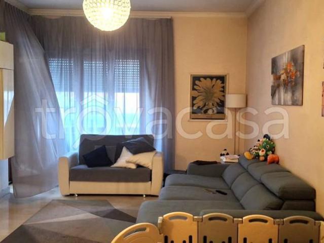 Affittasi appartamento a Roma, Ardeatino Montagnola