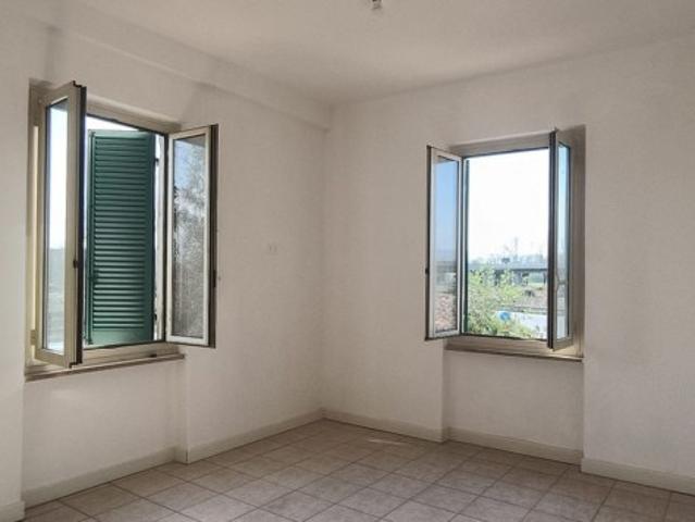 Affittasi appartamento a Terni strada di Maratta Bassa
