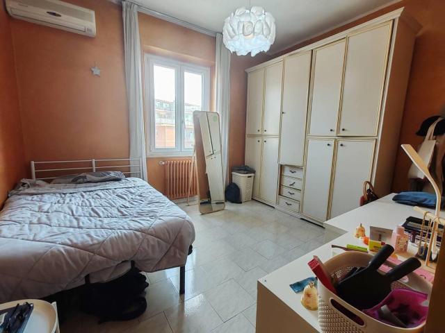 Affittasi Appartamento, AD.TIBURTINA 2 STANZE IN AFFITTO A STUDENTESSE Annunci Roma Roma Rif.650145