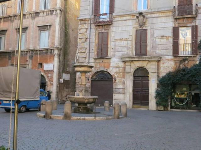 Affittasi Appartamento, AFFITTO CENTRO STORICO VICINO VIA DEI CORONARI Annunci Roma Roma Rif.3067