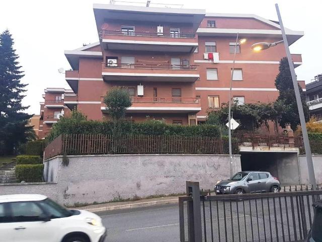 Affittasi Appartamento, APPARTAMENTO CON GARAGE Annunci Colleferro Roma Rif.611045