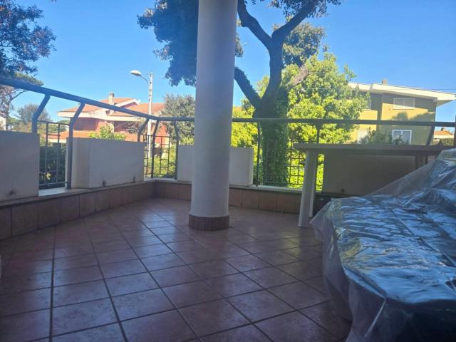 Affittasi Appartamento, appartamento con terrazzo fregene affitto estivo Annunci Fiumicino, Frazione Fregene Rif.646082