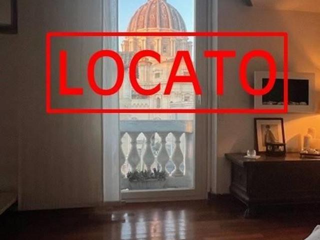 Affittasi Appartamento, Appartamento con vista unica fronte Cupola Annunci Roma Roma Rif.628626