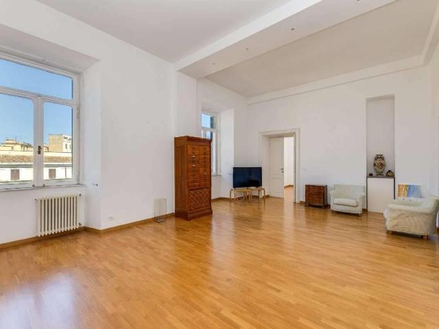 Affittasi Appartamento, Appartamento di rappresentanza Annunci Roma Roma Rif.651156