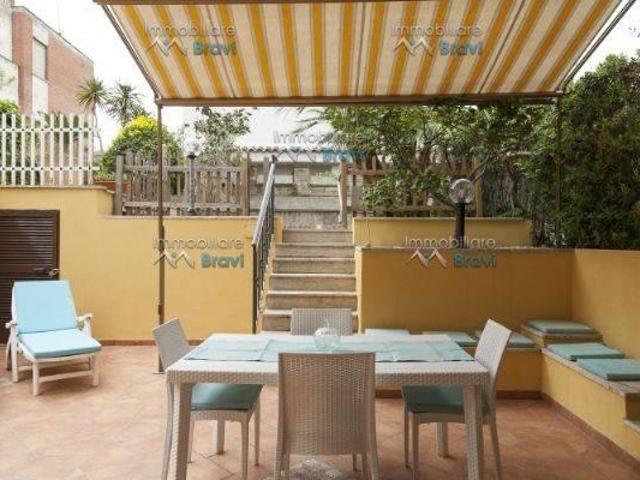 Affittasi Appartamento, Appartamento in AFFITTO TRANSITORIO Annunci Santa Marinella Roma Rif.626965
