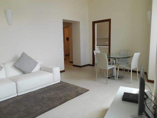 Affittasi Appartamento, Appartamento Nazionale Annunci Roma Roma Rif.435876