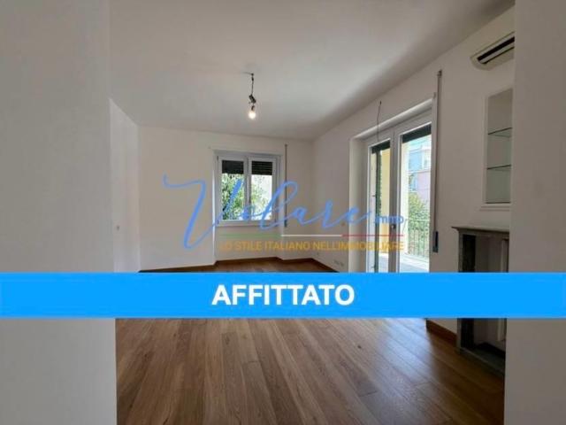 Affittasi Appartamento, APPARTAMENTO RISTRUTTURATO A PIAZZA EUCLIDE Annunci Roma Roma Rif.638880