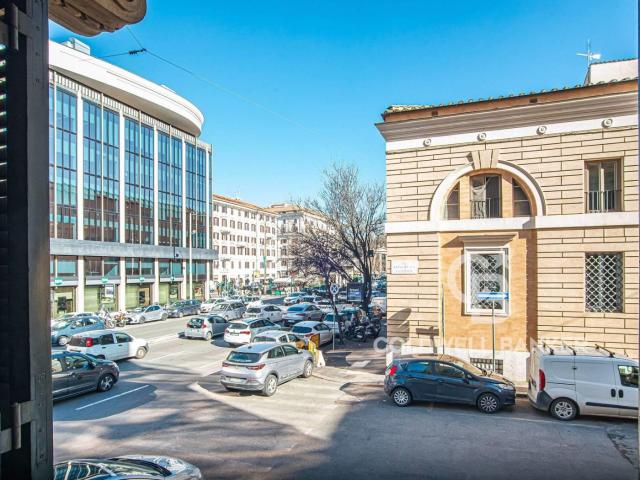 Affittasi Appartamento, Bellissimo studio professionale in affitto in Centro Annunci Roma Roma Rif.642890