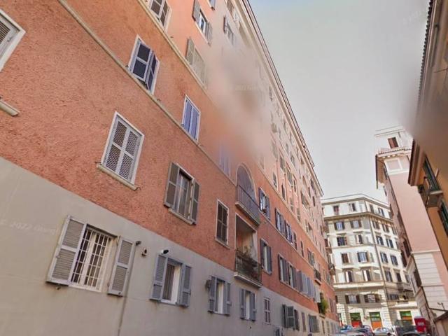 Affittasi Appartamento, BILOCALE AMPIO IN ZONA RE DI ROMA Annunci Roma, Zona Re di Roma Rif.498953